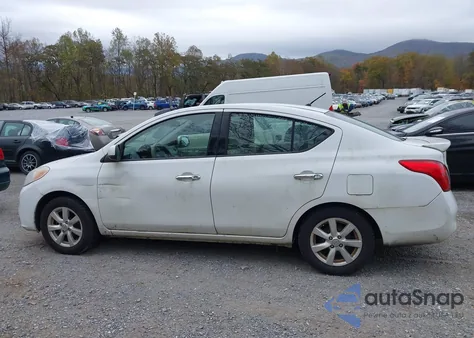 2014 Nissan Versa 1.6 Sv z USA, uszkodzony, nr VIN 3N1CN7AP3EL805202